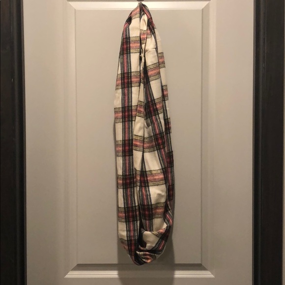 Infinity scarf - Picture 3 of 3